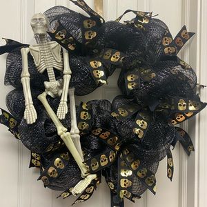 Halloween Skull Wreath